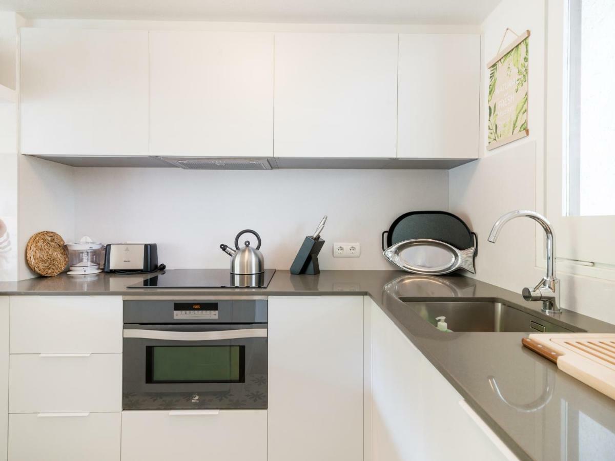 La Vie En Rouge Sa Riera Duplex, Private Parking Apartment Begur Luaran gambar