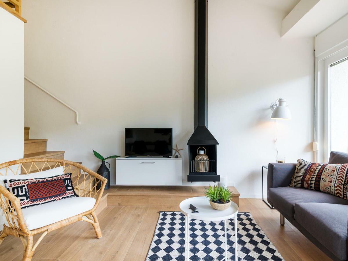 La Vie En Rouge Sa Riera Duplex, Private Parking Apartment Begur Luaran gambar
